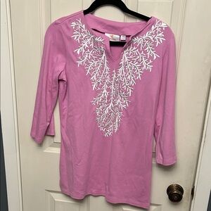 Quacker Factory Pink Long Sleeve Top with White Embroidery